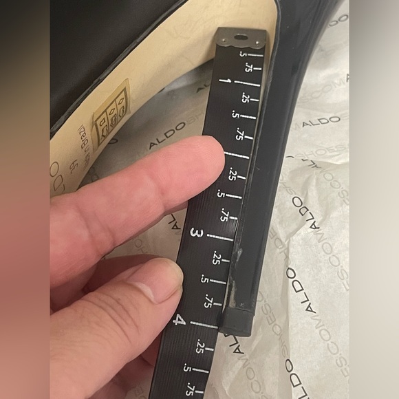 ALDO Black Ankle Booties 4" Stiletto Heel Size 8 - Picture 9 of 10